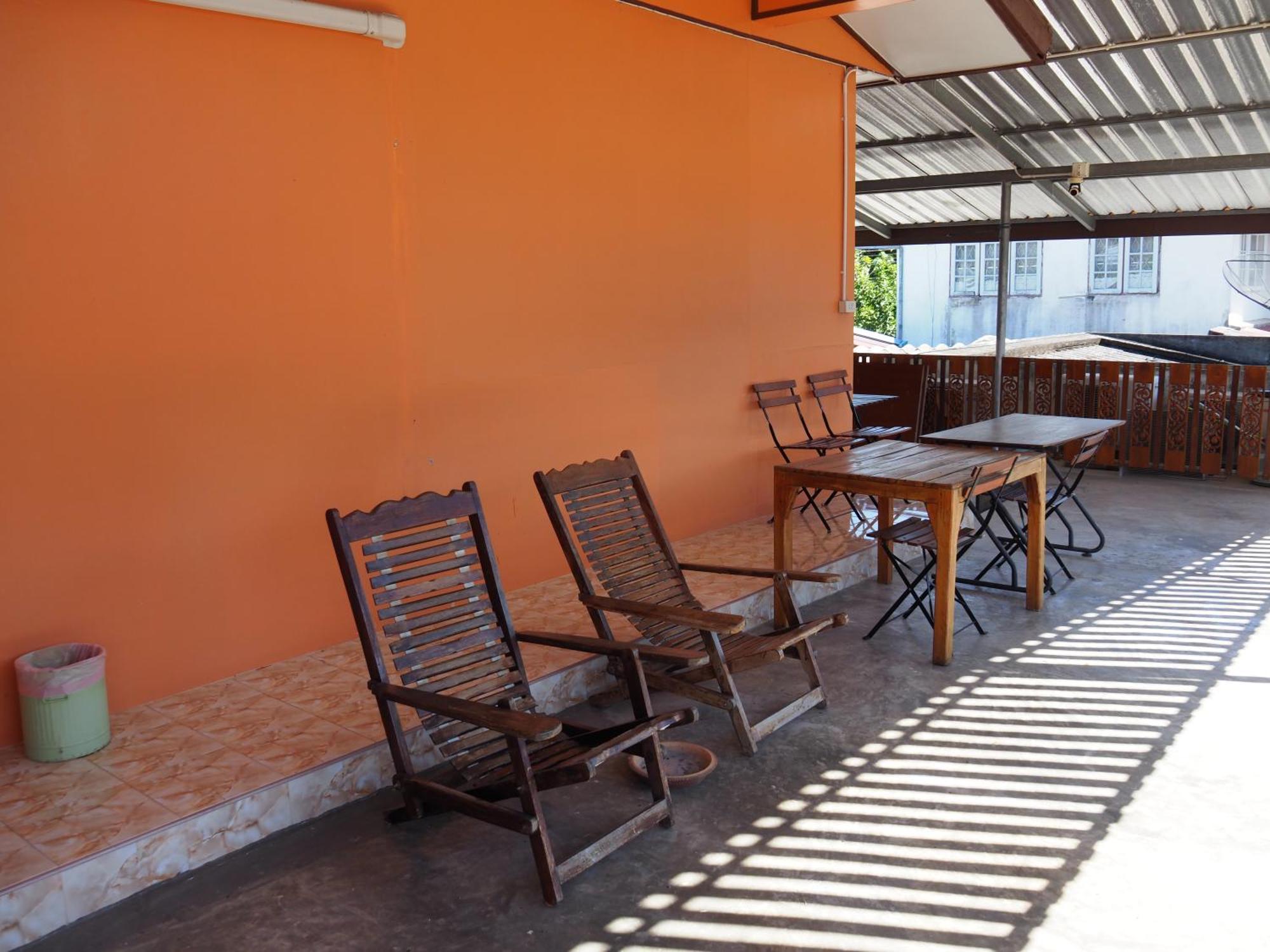 Hostel Punnpannsuk Trat Zewnętrze zdjęcie